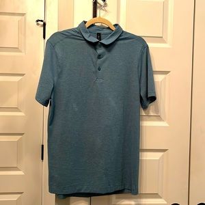 Lululemon 
EVOLUTION SHORT SLEEVE POLO SHIRT size M